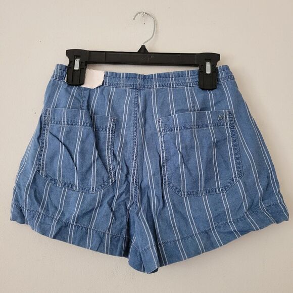 American Eagle Super Hi-Rise Vertical Stripe Chambray Shorts NWT 2 Blue - Picture 8 of 10